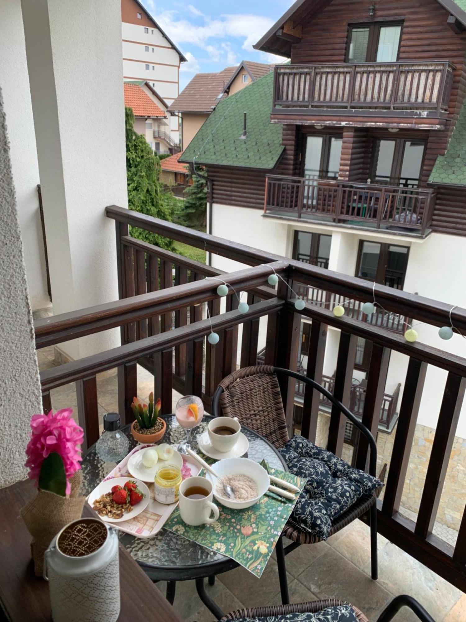 Beli Apartman U Zlatiborskim Konacima Bele Vode Bb Exterior foto